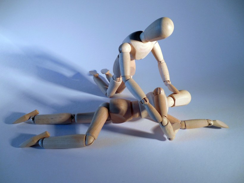 first-aid-850485_1920